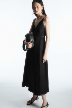 Black COS V-Neck Midi Slip Dress Dresses | 532910-GNJ