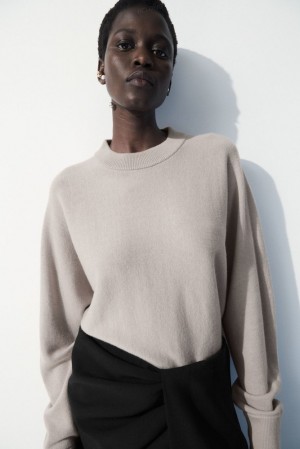 Chalk Beige COS The Essential Cashmere Sweater Sweaters & Cardigans | 320851-FLK