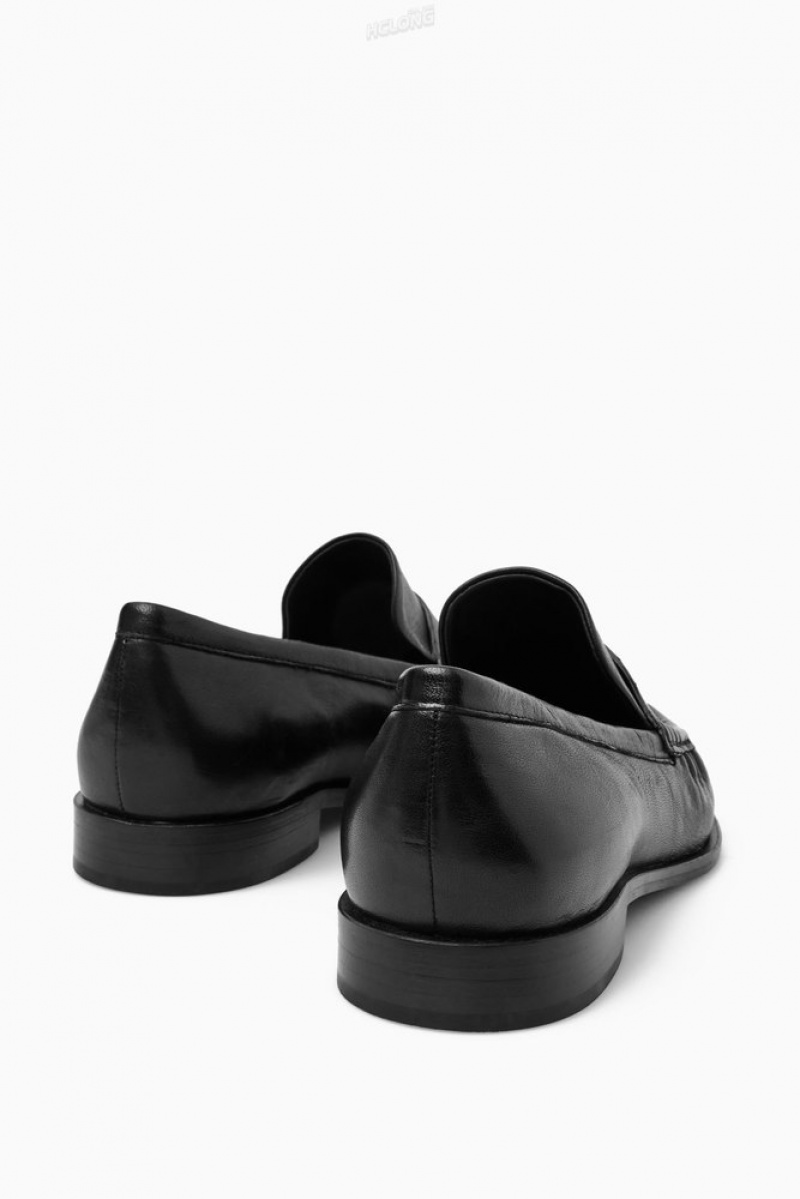 Black COS Leather Loafers Loafers | 451702-OHT