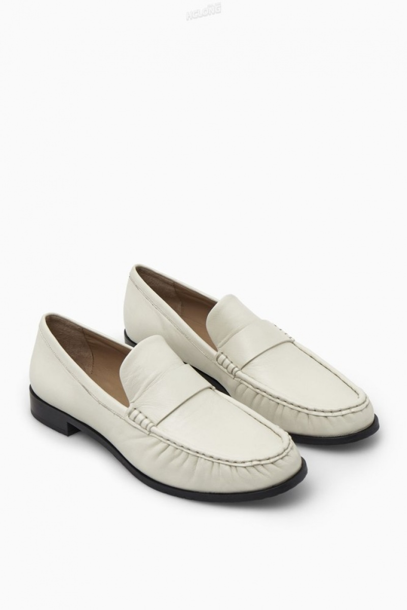 Black COS Leather Loafers Loafers | 987321-YOG