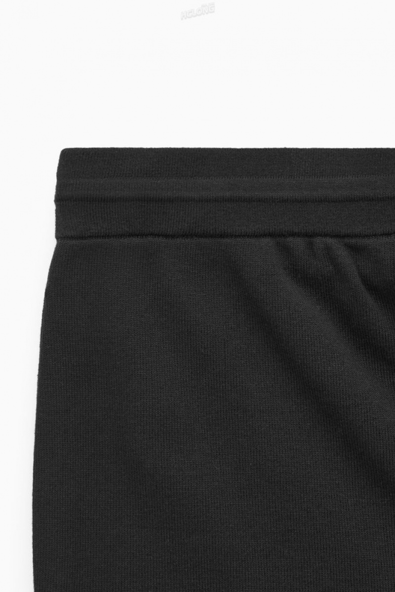 Black COS Minimal Knitted Shorts Shorts | 870324-KZH