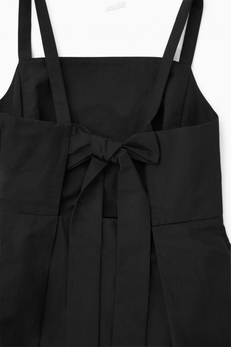 Black COS Open-Back Mini Pinafore Dress Dresses | 972130-LRE