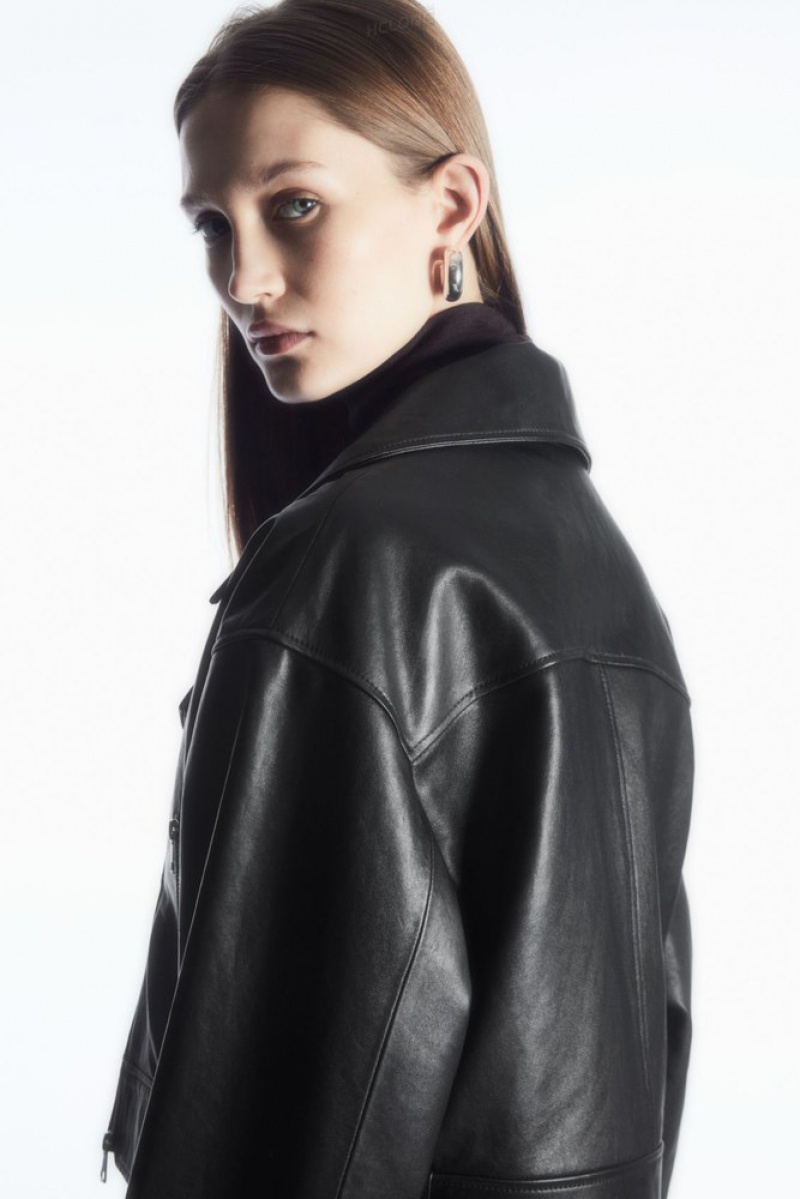 Black COS Oversized Cropped Leather Biker Jacket Coats & Jackets | 329871-VWM