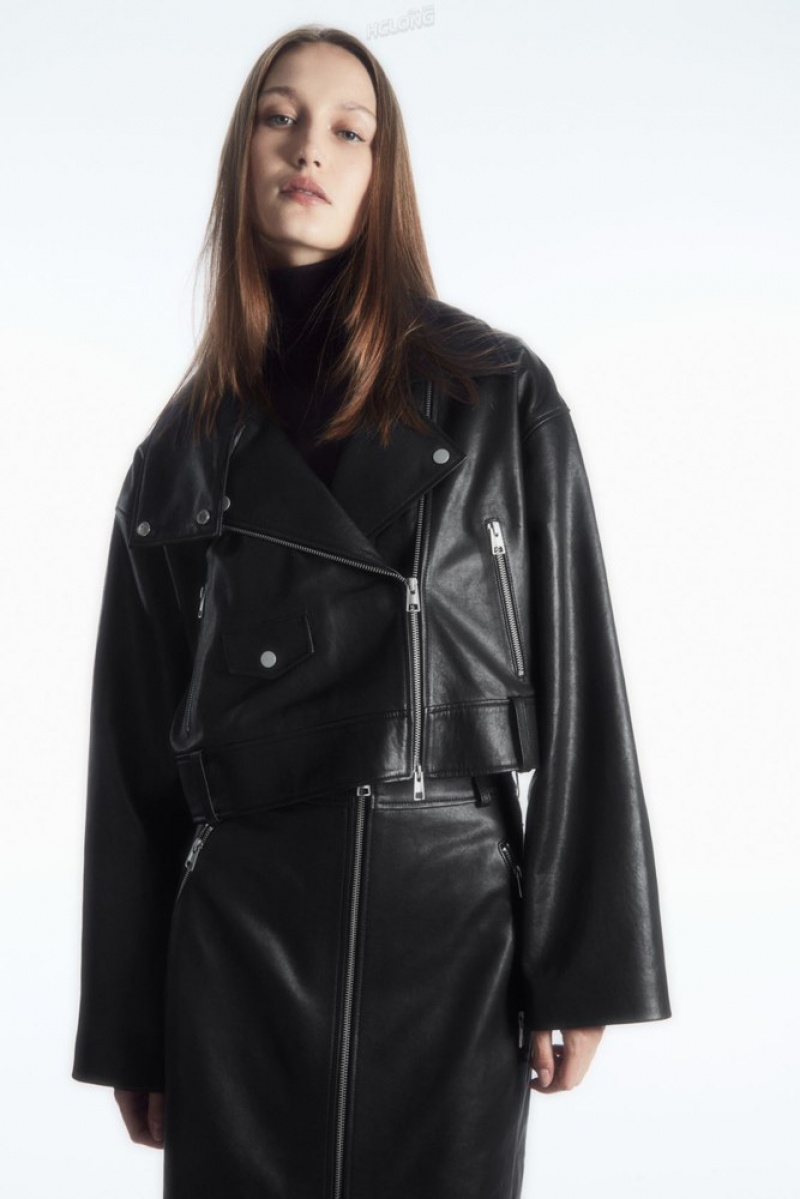 Black COS Oversized Cropped Leather Biker Jacket Coats & Jackets | 329871-VWM