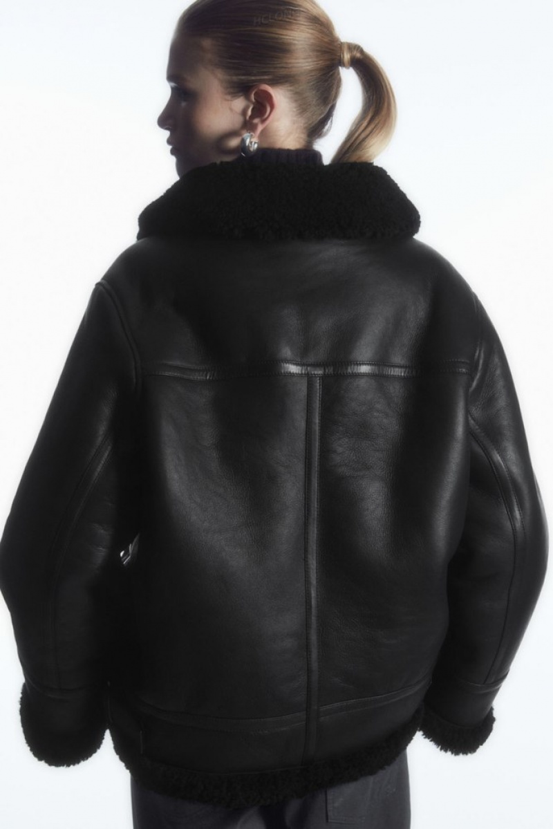 Black COS Oversized Reversible Shearling Jacket Coats & Jackets | 321985-TZD