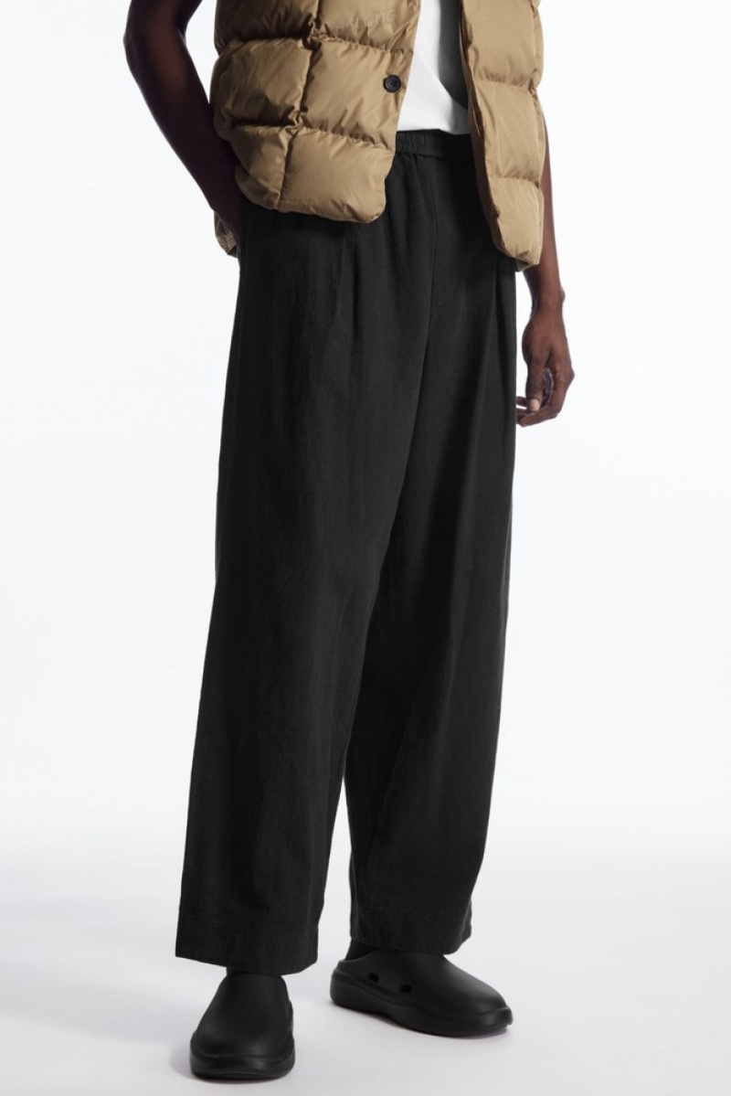 Black COS Pleated Wide-Leg Chambray Pants Pants | 204931-LQR