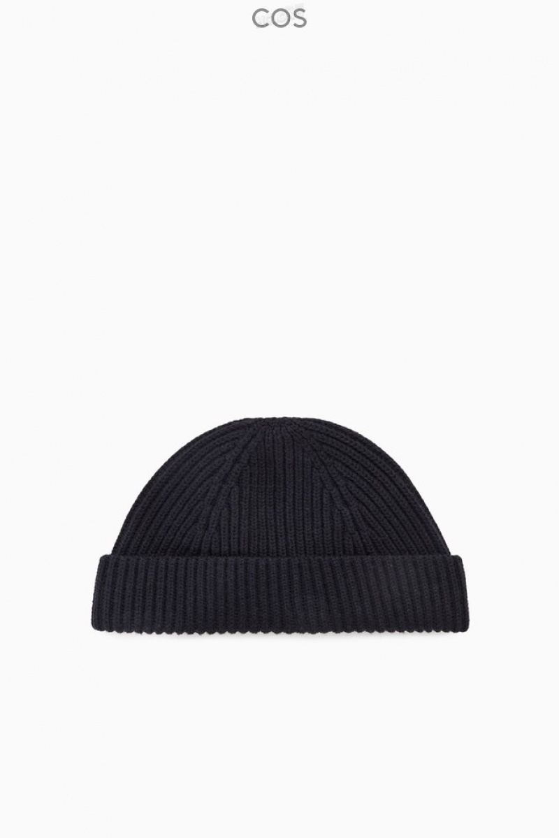 Black COS Short Merino Wool Beanie Hats | 071483-HDW