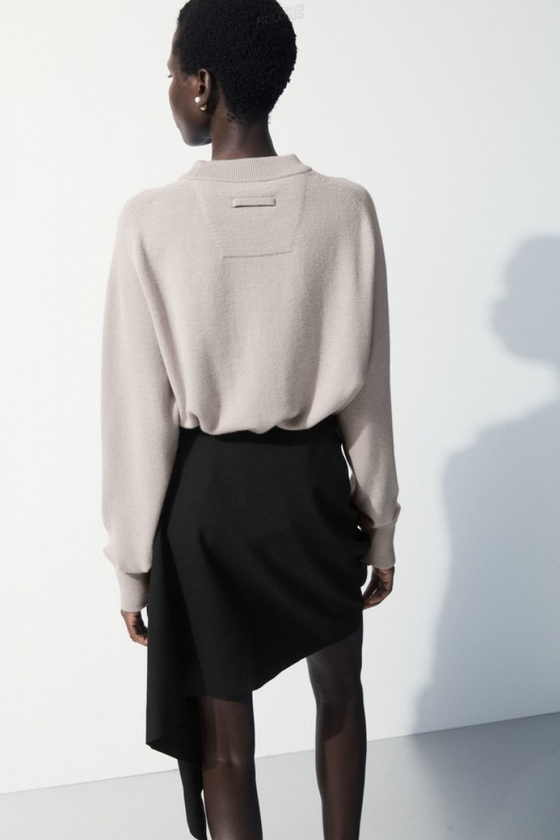 Chalk Beige COS The Essential Cashmere Sweater Sweaters & Cardigans | 320851-FLK