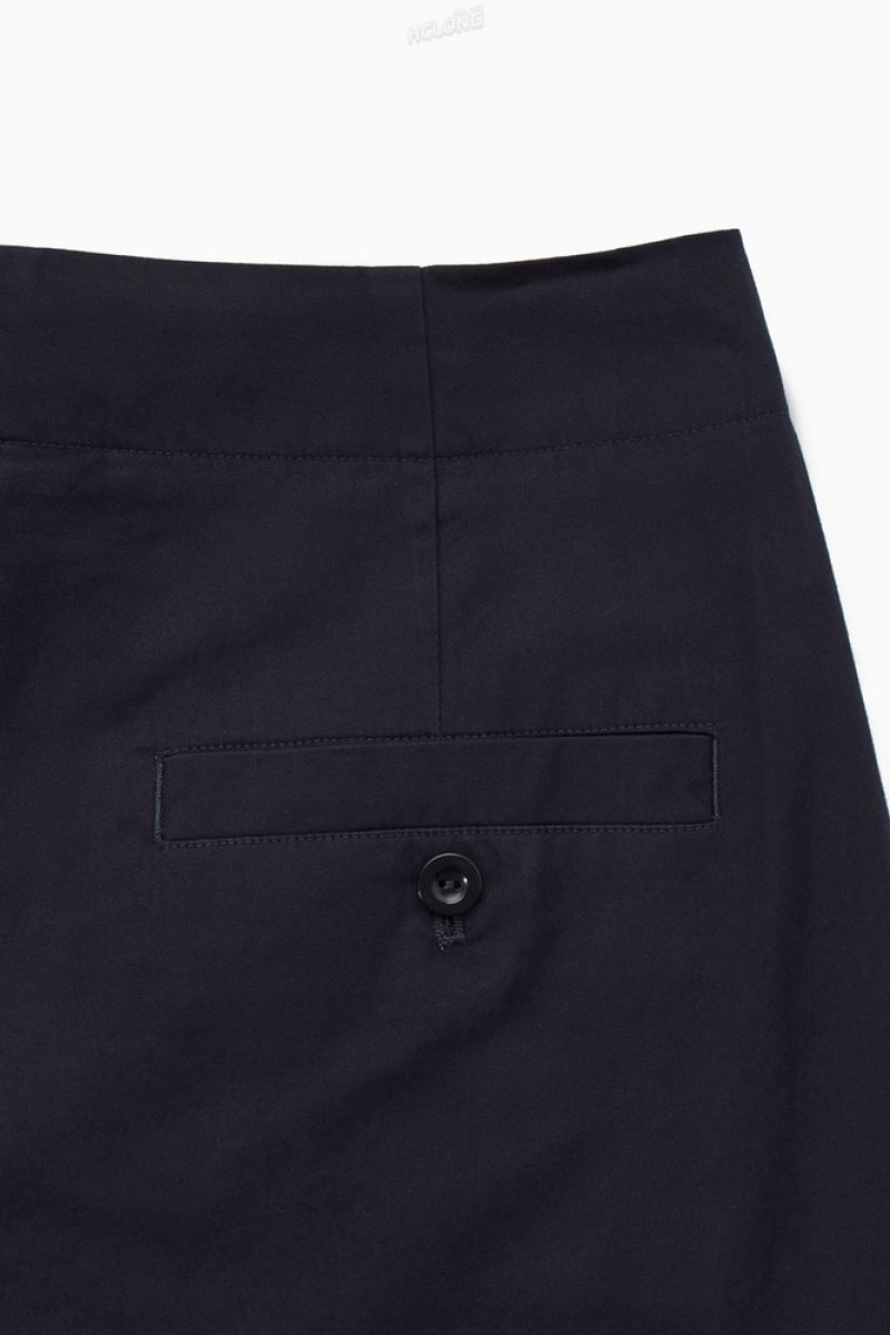 Navy COS Pleated Barrel-Leg Twill Chinos Trousers | 947021-DIL